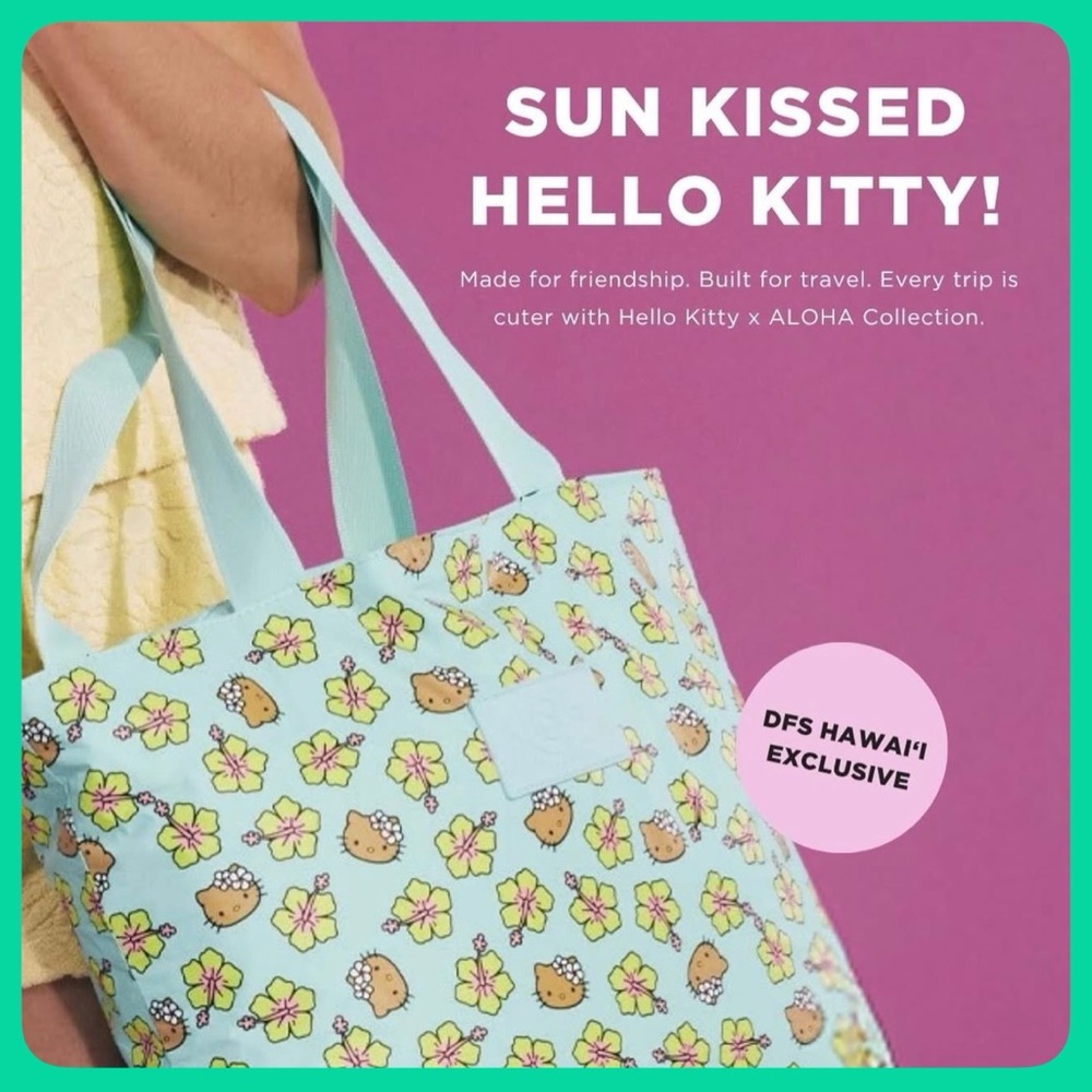 ⭐️SOLD⭐️ Aloha Collection 💚 Hibiscus Hello Kitty Day Tripper